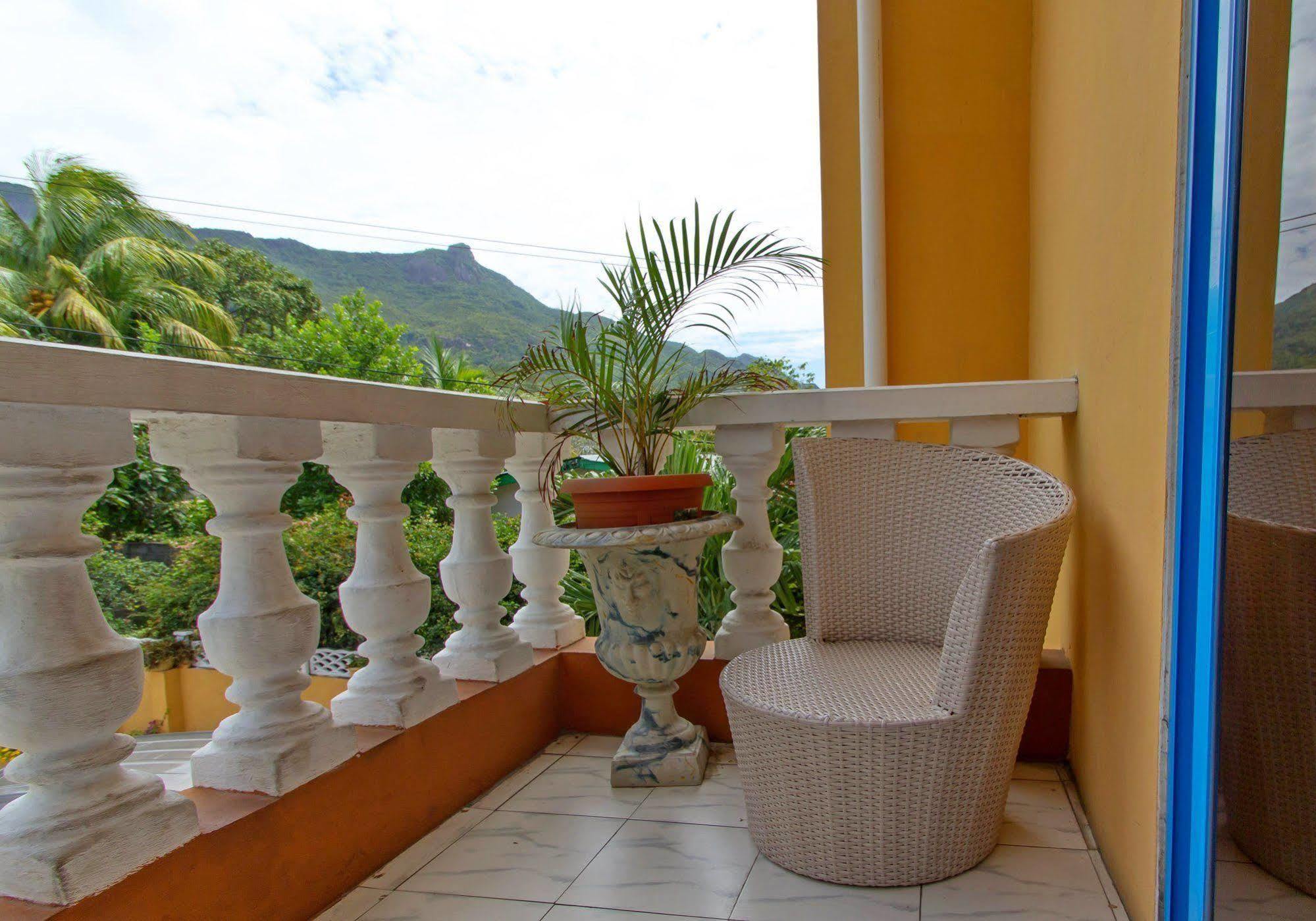 Vicky'S Holiday Apartment Beau Vallon  Eksteriør bilde