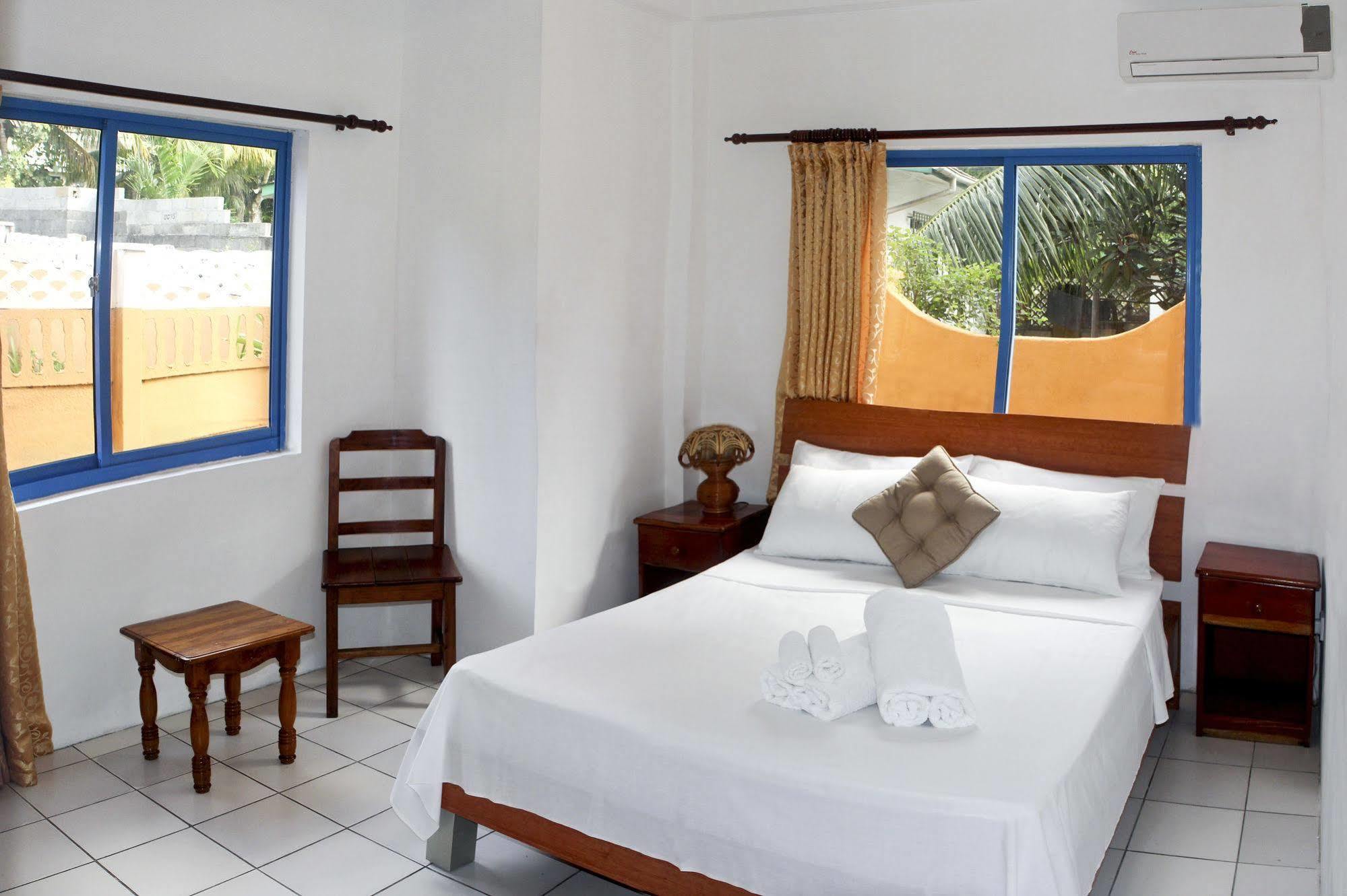 Vicky'S Holiday Apartment Beau Vallon  Eksteriør bilde
